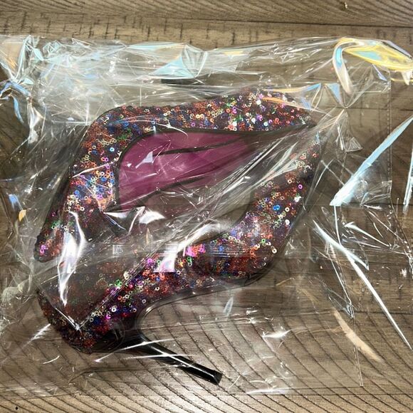 🤩 dance 💃 🪩 the night away in sequins heels 👠 sparkle ✨ 💖 ❇️ - Picture 15 of 16